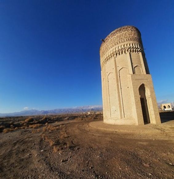 Անապատի մենակյացը՝ Մեհմանդուսթ աշտարակը